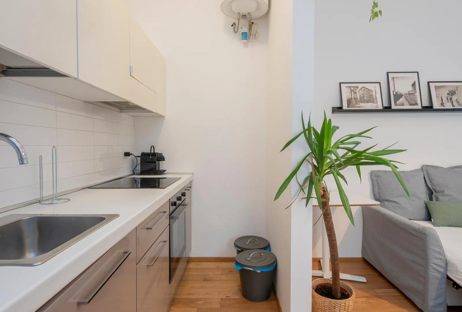 I Host Apartment - Brembo 11 Milán